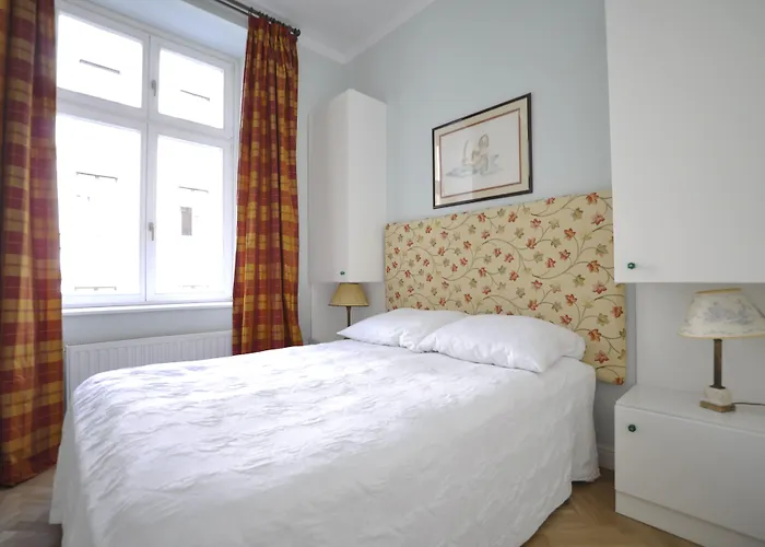 Crystal Old Town 4* קרקוב