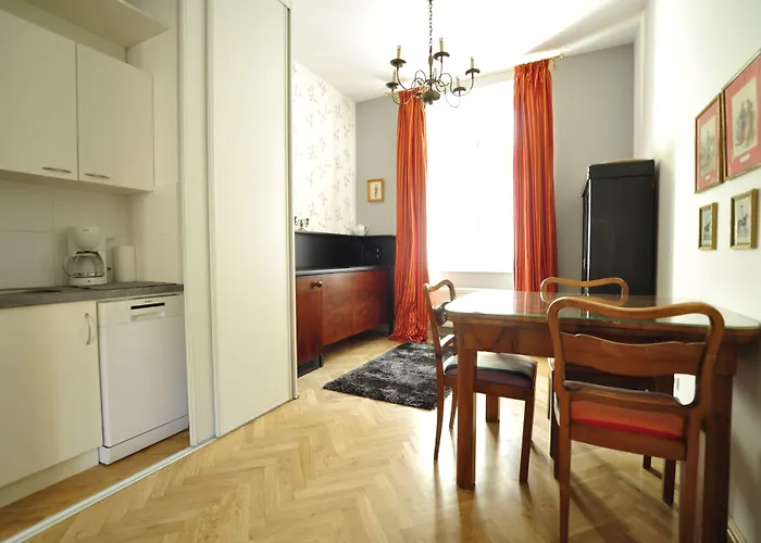 Crystal Old Town קרקוב