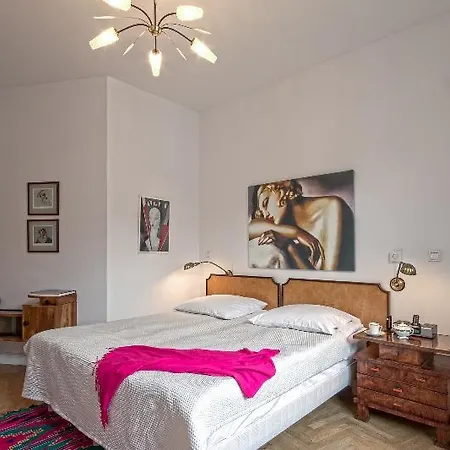 Crystal Old Town Aparthotel Krakow