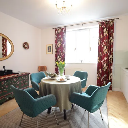 Aparthotel Crystal Old Town 4*