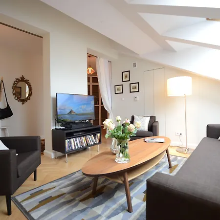 Crystal Old Town Aparthotel