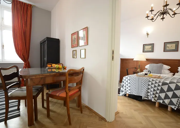 Crystal Old Town 4* Краков