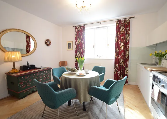 Апарт-отель Crystal Old Town 4*