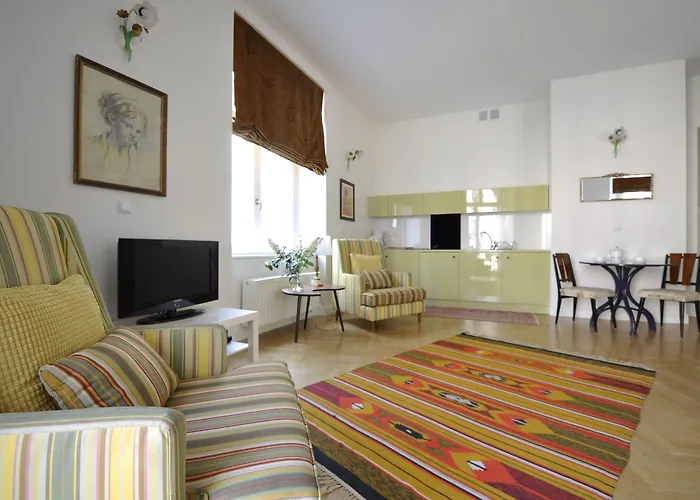 Апарт-отель Crystal Old Town