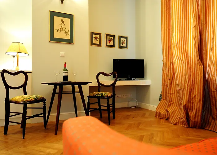 Апарт-отель Crystal Old Town 4*