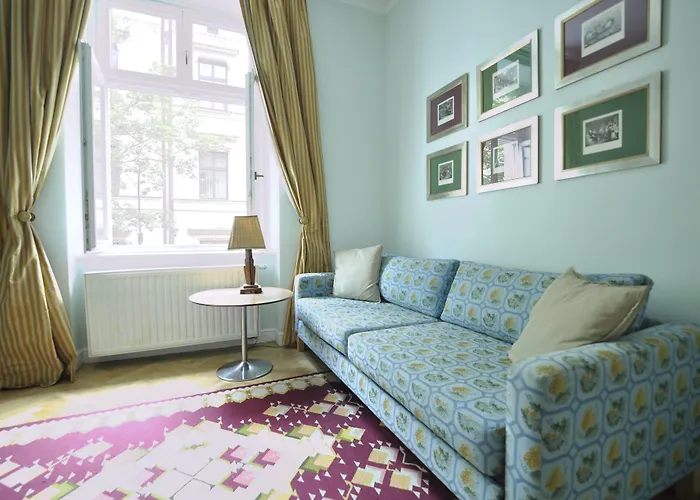 Crystal Old Town Апарт-отель 4*