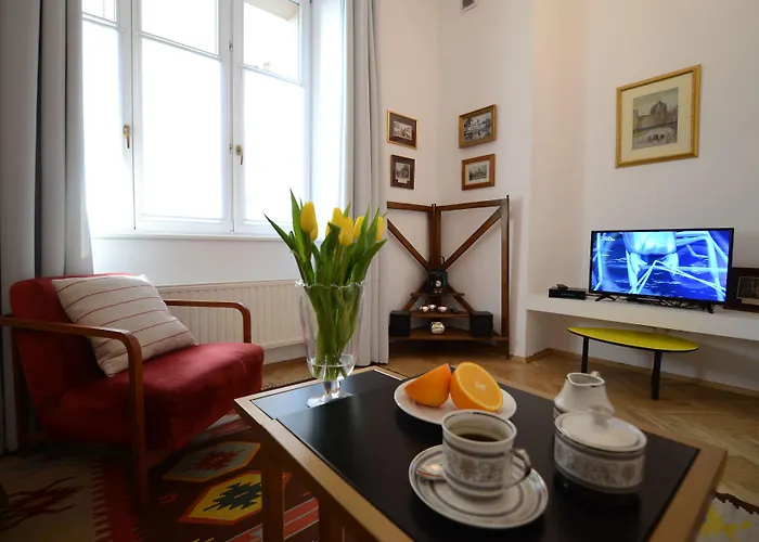 Апарт-отель Crystal Old Town 4*