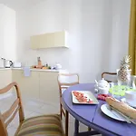 Hotel apartamentowy Crystal Old Town