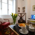 Hotel apartamentowy Crystal Old Town 4*