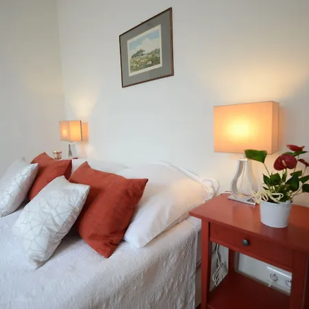 Aparthotel Crystal Old Town 4*