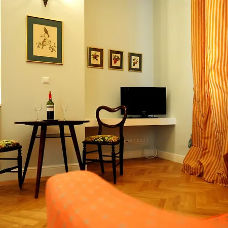 Aparthotel Crystal Old Town 4*