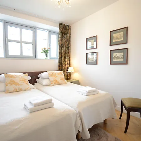 Lejlighedshotel Crystal Old Town 4*