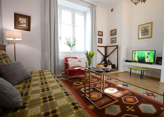 水晶套房老城区酒店 4*